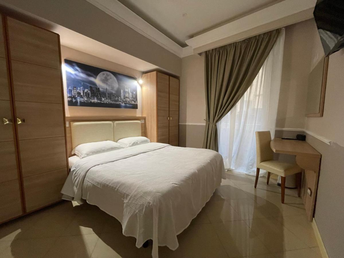 Spqr Suite - Rome — Photos 3